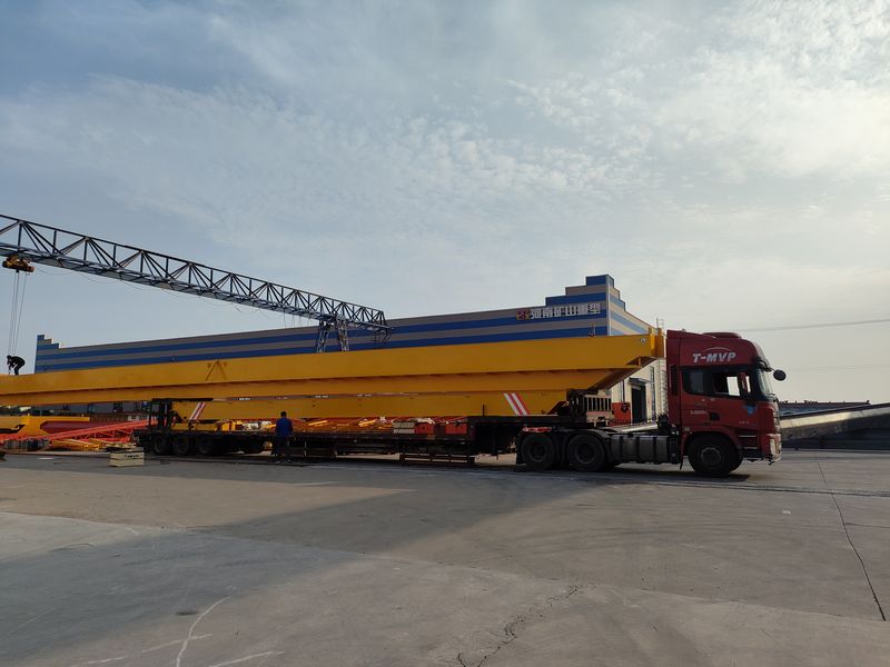 一批歐式單梁、歐式葫蘆雙發往山東威海